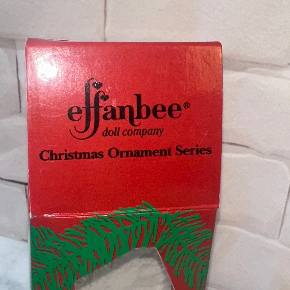 Effanbee Doll Company Patricia Kin Christmas Ornament 2000 Limited Edition Boxed